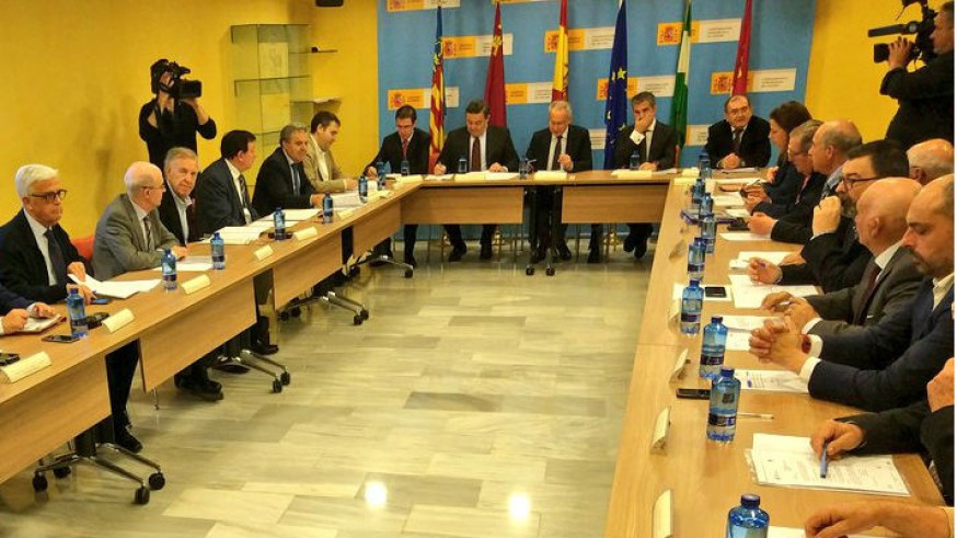 Reunión de la Junta de Gobierno de la Confederación