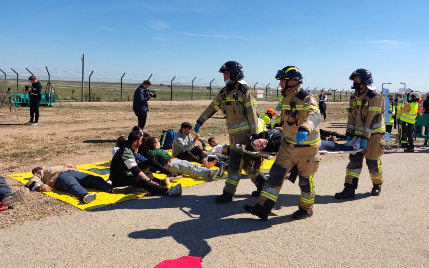 GALERÍA | Simulacro de accidente aéreo en el Aeropuerto de Corvera