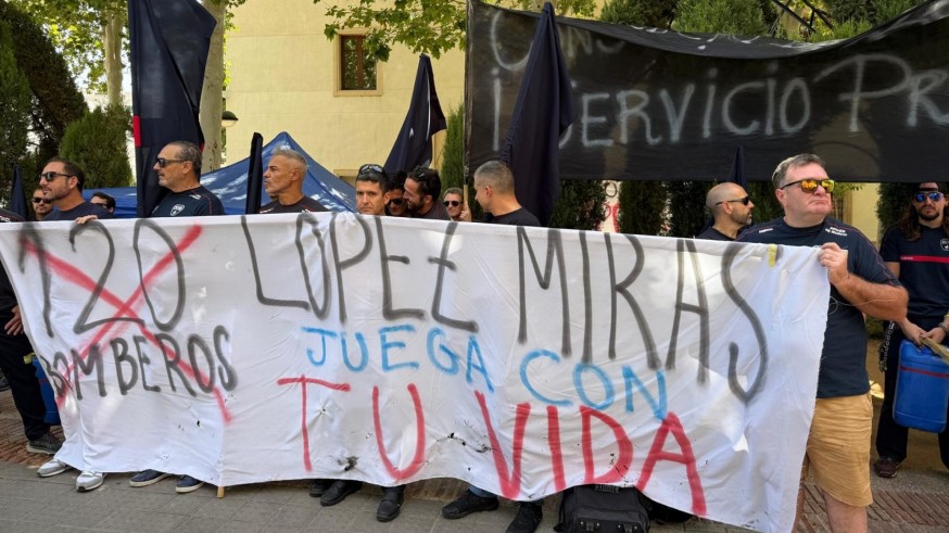 Los bomberos del CEIS piden firmar ya un acuerdo para contar con más personal y medios